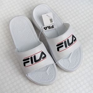 NWT Fila Women’s Slides White